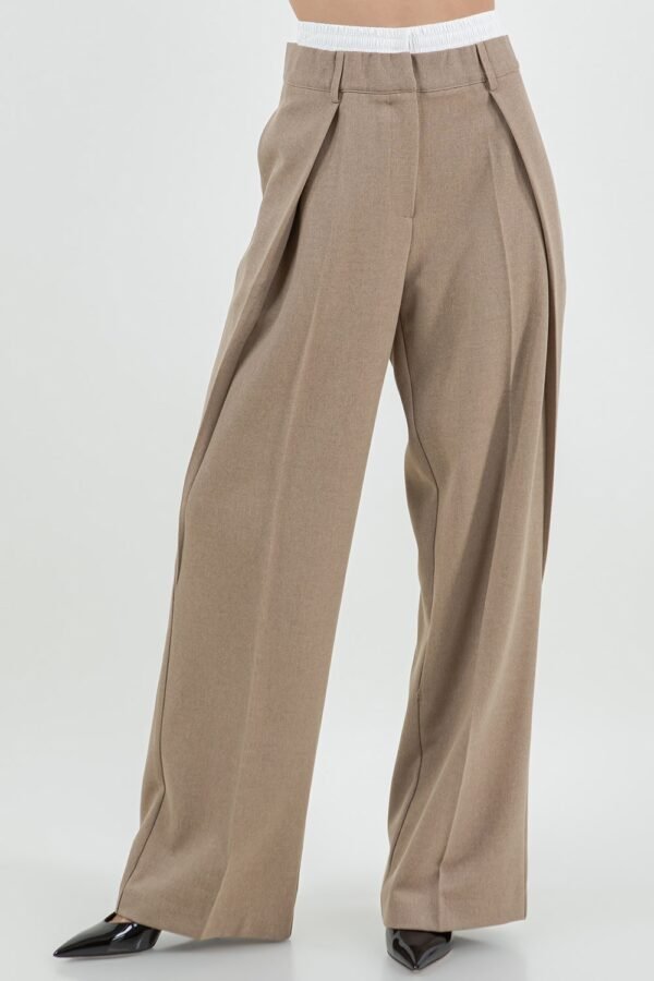 Modest Motion Straight Leg Trousers/Brown
